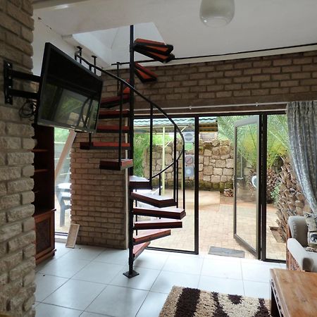 Villa Africa Guesthouse Tsumeb Bagian luar foto