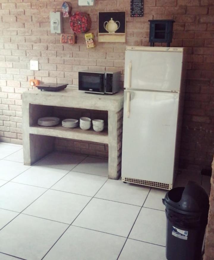 Villa Africa Guesthouse Tsumeb Bagian luar foto