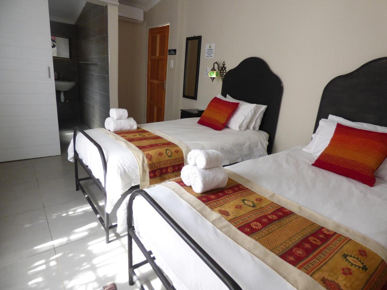 Villa Africa Guesthouse Tsumeb Bagian luar foto
